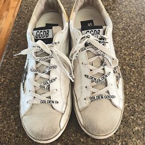 Golden Goose Superstar Sneaker. Size EUR 39 (9 US)